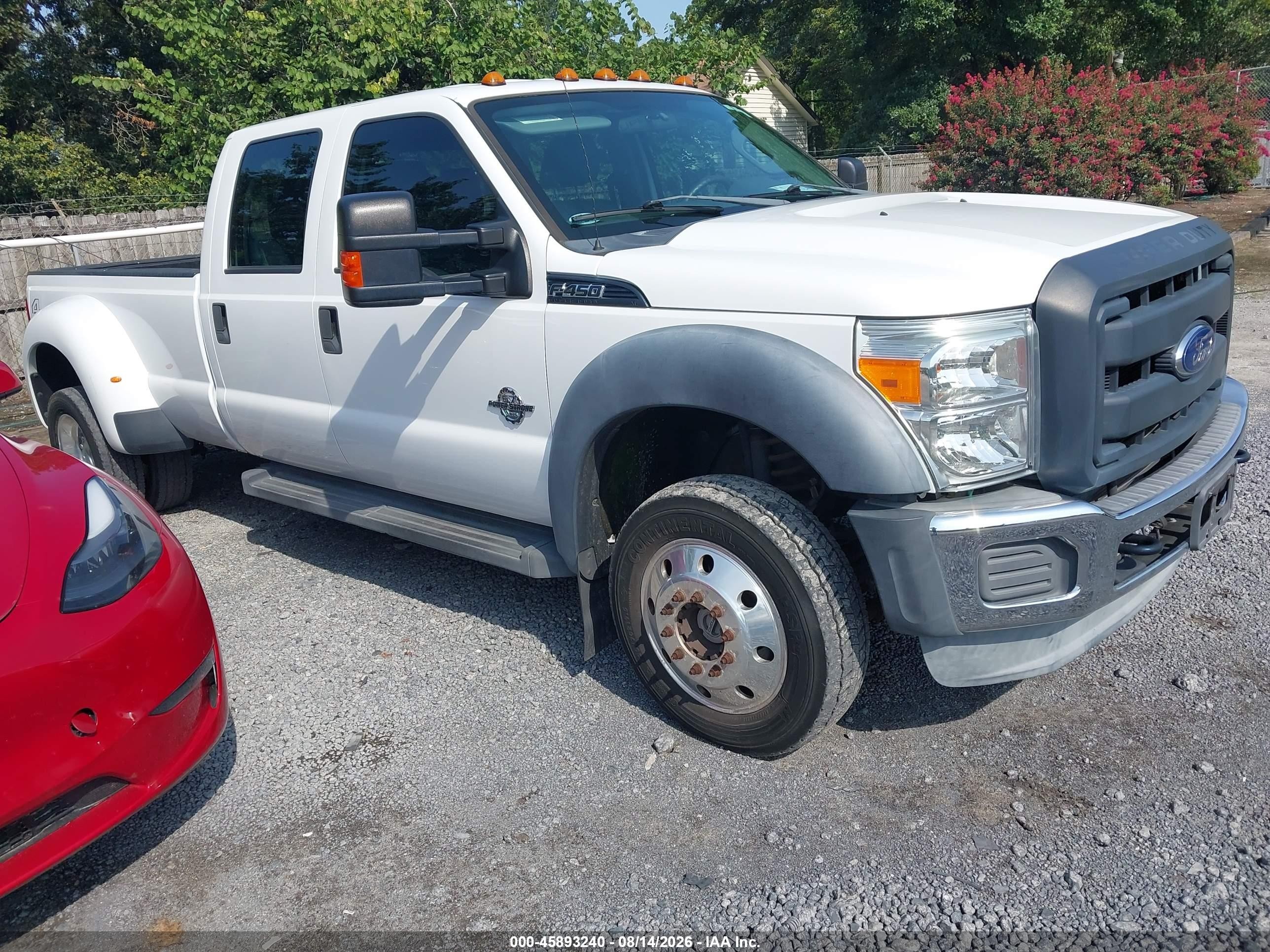 2016 Ford F-450 VIN 1FT8W4DTXGED16371 — IAAI salvage auction photo