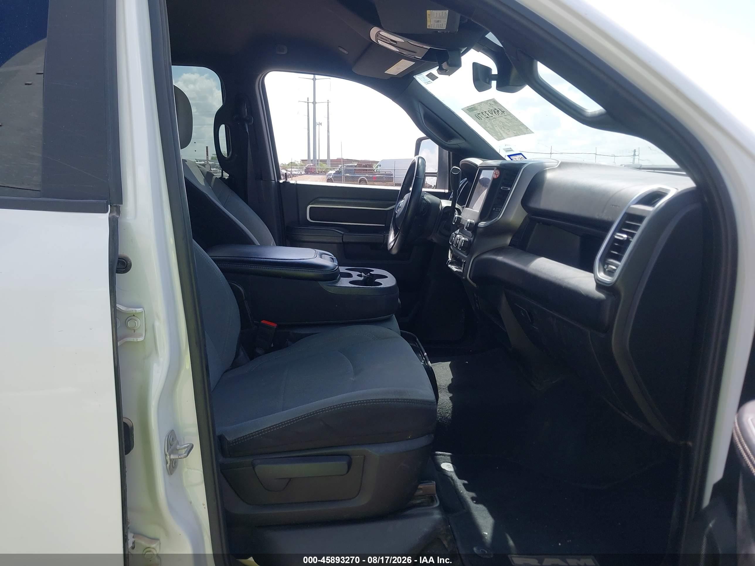 2024 Ram 2500 VIN 3C6UR5JL6RG340122 IAAI salvage auction — Front End, Enterprise Vehicles Clear Only (Texas), sold $33,500 on 2026-08-20 (photo 5)