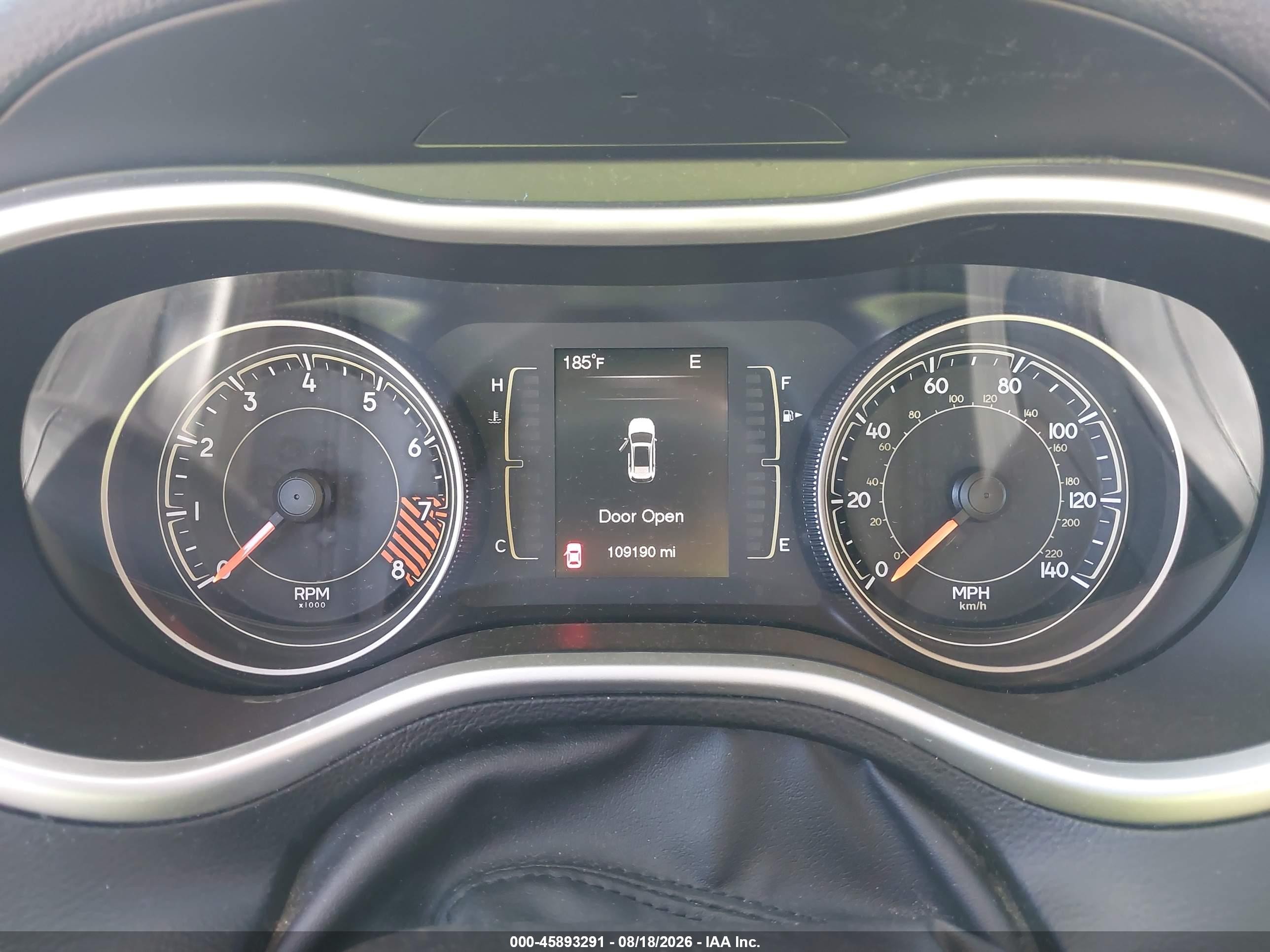 2015 Jeep Cherokee VIN 1C4PJLCSXFW701158 IAAI salvage auction — Front & Rear, Salvage (Ohio), sold $475 on 2026-09-03 (photo 7)