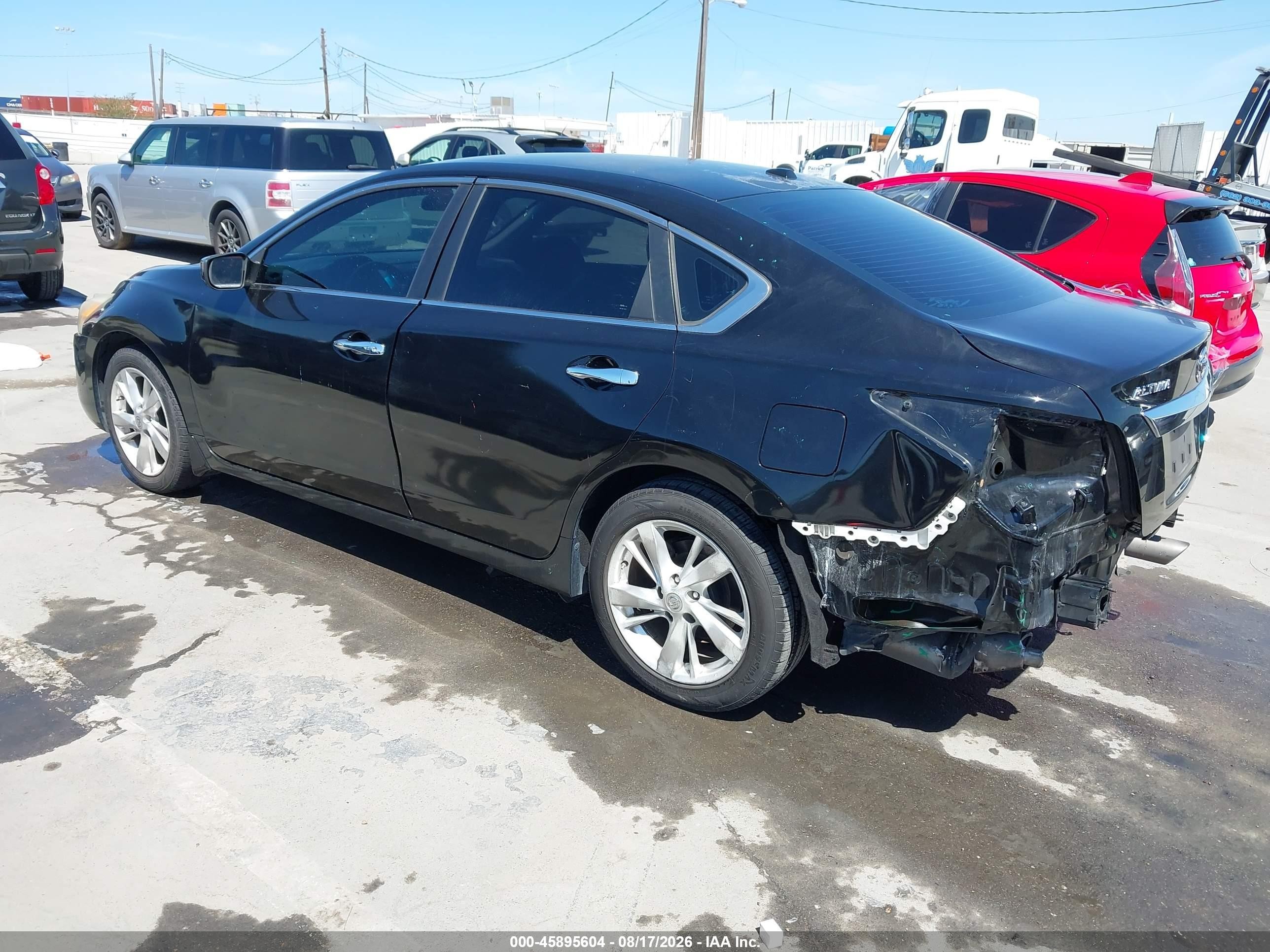 2013 Nissan Altima VIN 1N4AL3AP7DN447609 IAAI salvage auction — Rear End, Salvage (California), sold $800 on 2026-09-24 (photo 3)