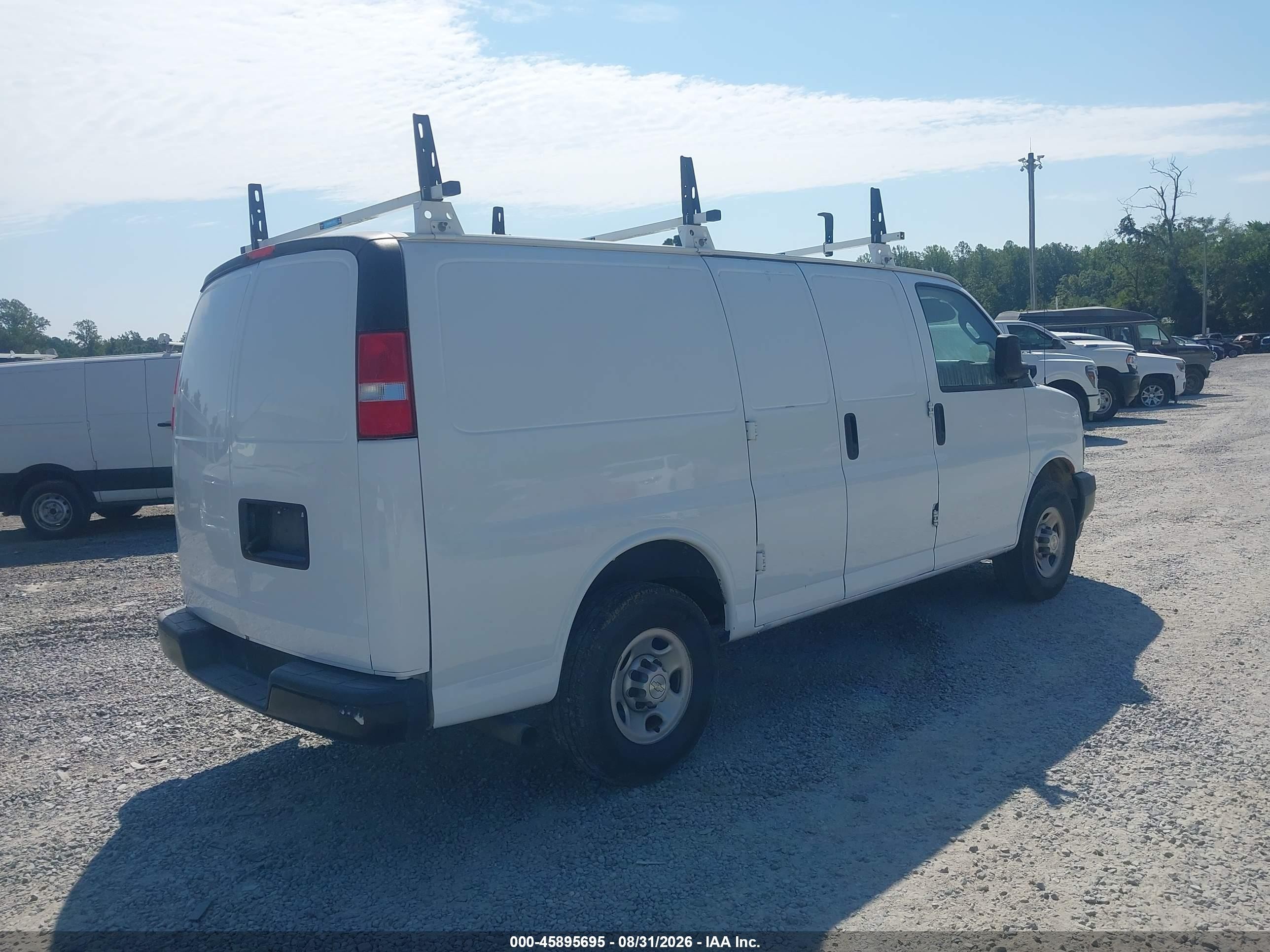 2020 Chevrolet Express Cargo VIN 1GCWGAFP2L1176028 IAAI salvage auction — Mechanical, Enterprise Vehicles Clear Only (Virginia), sold $8,000 on 2026-09-11 (photo 4)