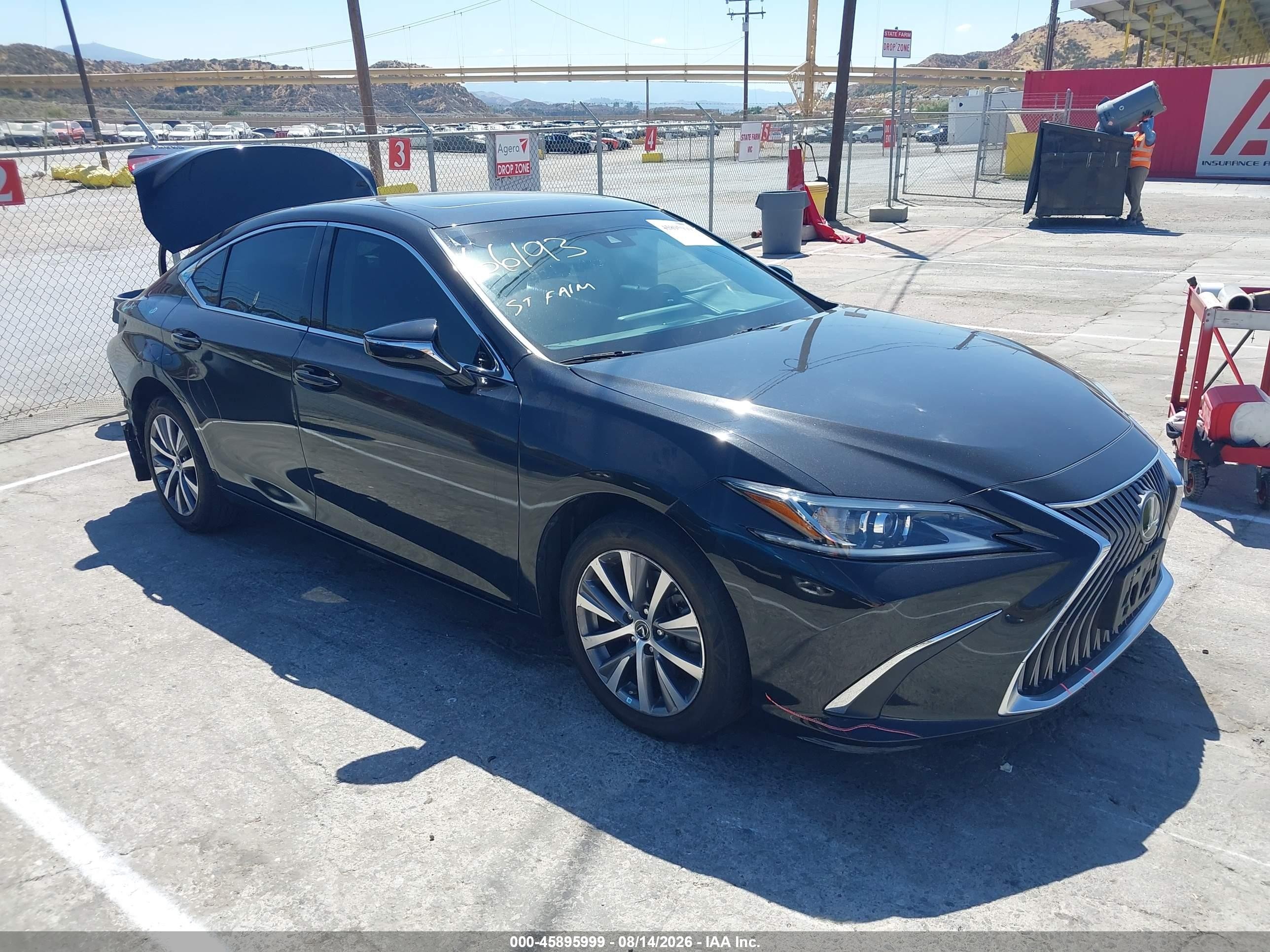 2021 Lexus ES 350 VIN 58ACZ1B18MU109968 — IAAI salvage auction photo