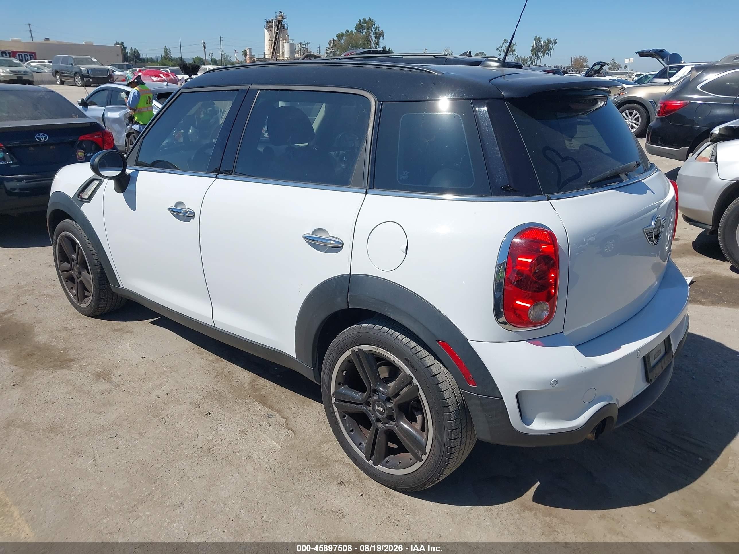 2013 Mini Countryman VIN WMWZC3C55DWP20823 IAAI salvage auction — Front End, Salvage (California), sold $1,550 on 2026-09-13 (photo 3)