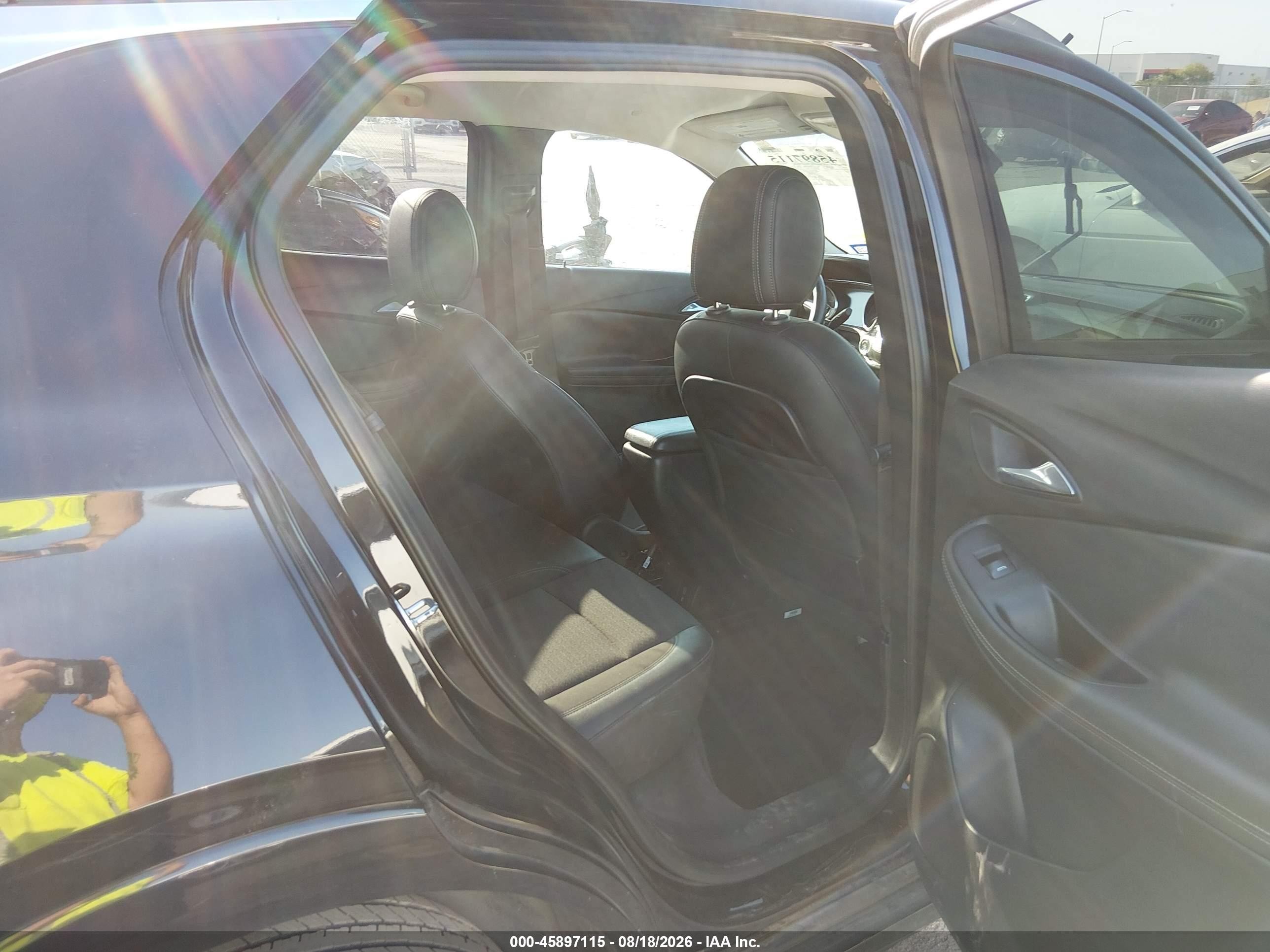 2020 Buick Encore gx VIN KL4MMDSL5LB130220 IAAI salvage auction — Front End, Salvage (Texas), sold $1,150 on 2026-10-02 (photo 8)