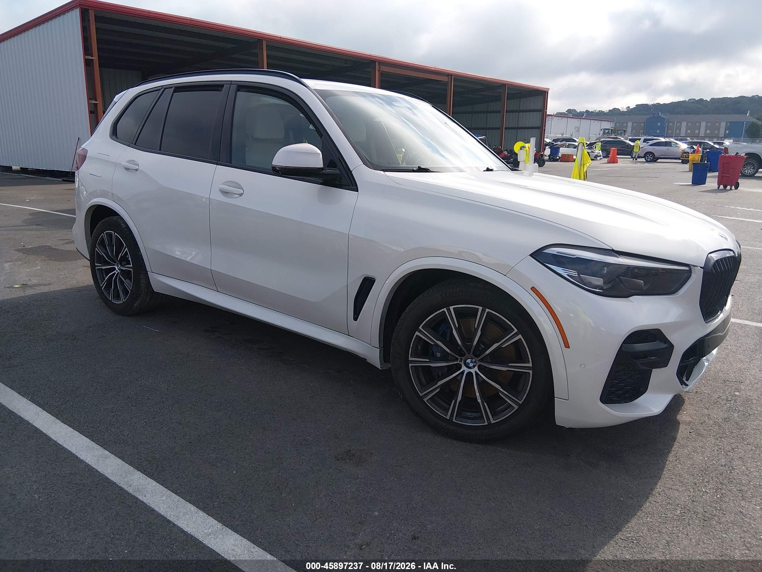 2022 BMW X5 VIN 5UXCR6C08N9K83590 — IAAI salvage auction photo