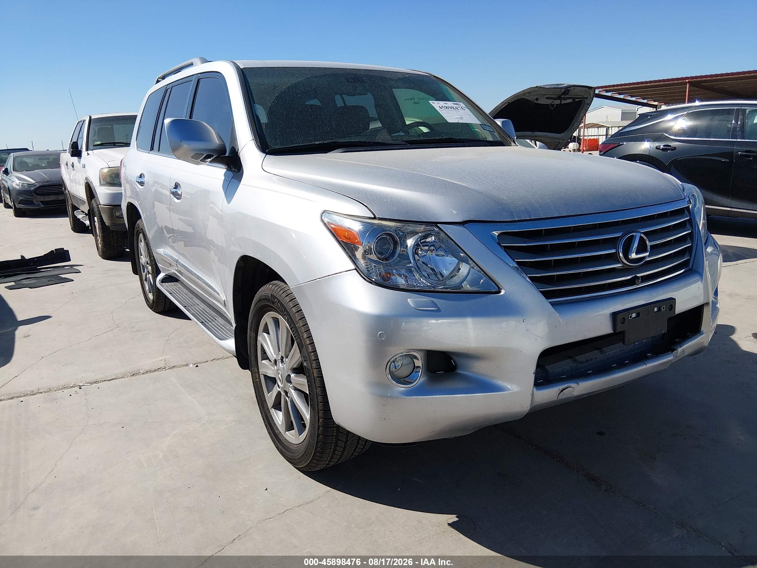 2011 Lexus LX 570 VIN JTJHY7AX7B4076002 — IAAI salvage auction photo