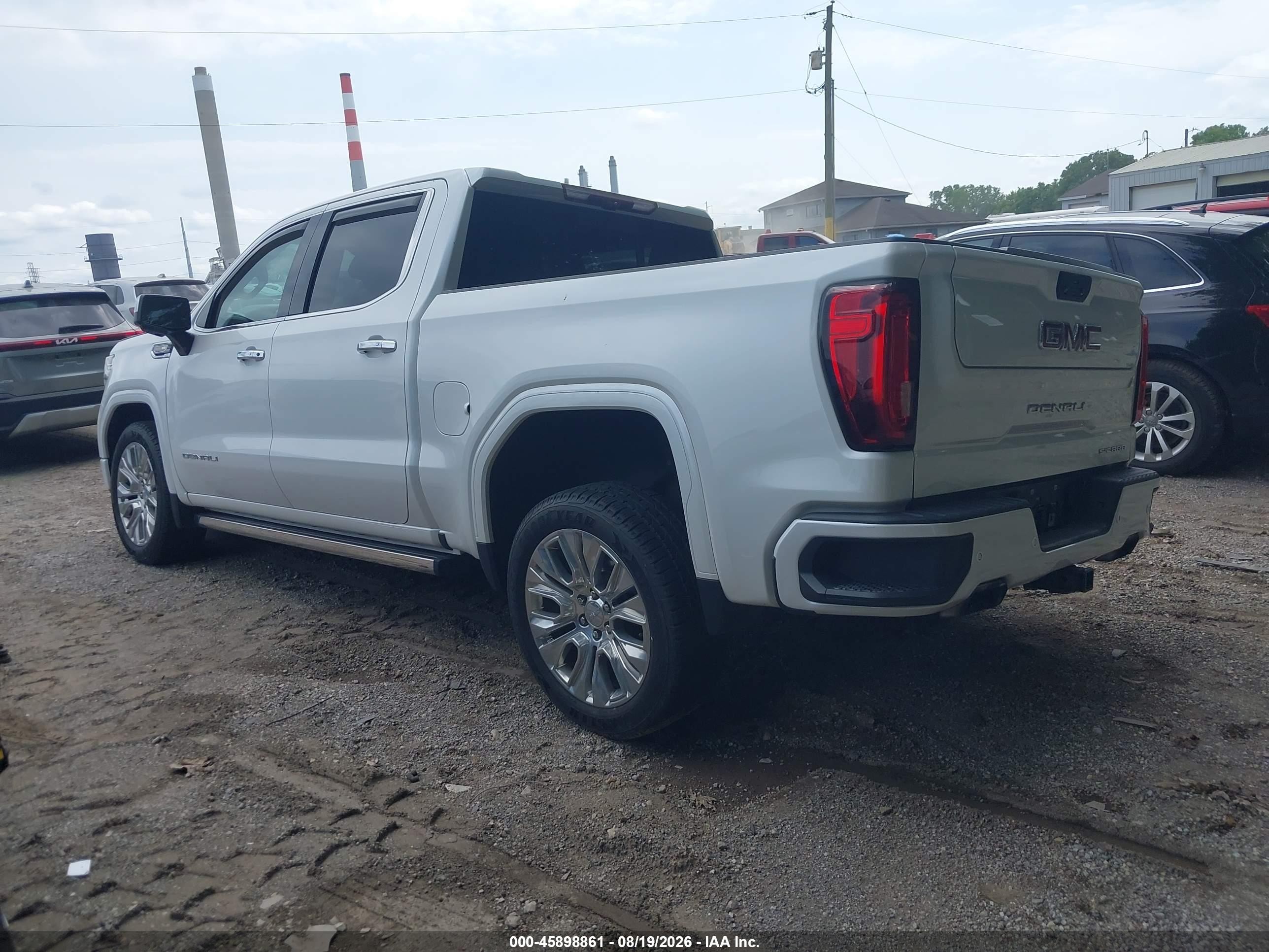 2020 GMC Sierra 1500 VIN 1GTU9FEL9LZ350837 IAAI salvage auction — Unknown, Salvage (Indiana), sold $14,100 on 2026-09-12 (photo 3)