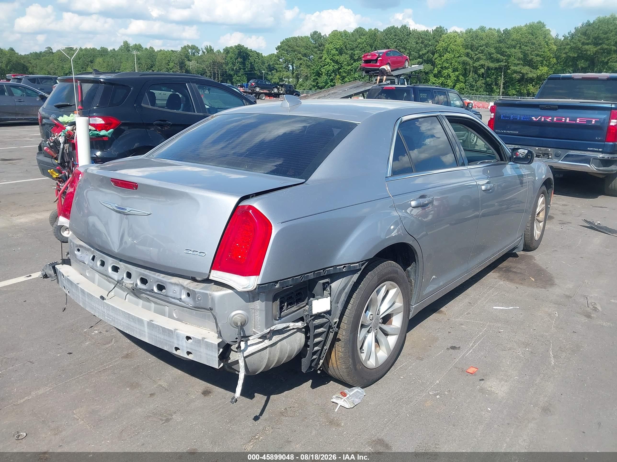 2015 Chrysler 300 VIN 2C3CCAAG6FH780987 IAAI salvage auction — Rear End, Salvage (North Carolina), sold $1,600 on 2026-09-25 (photo 4)
