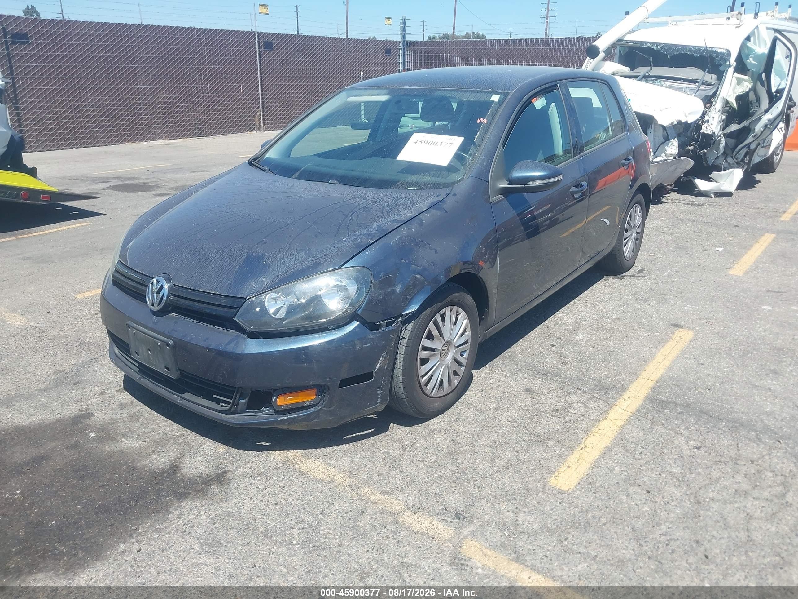 2013 Volkswagen Golf VIN WVWDB7AJ2DW097135 IAAI salvage auction — Unknown, Salvage (California), sold $1,050 on 2026-09-11 (photo 2)
