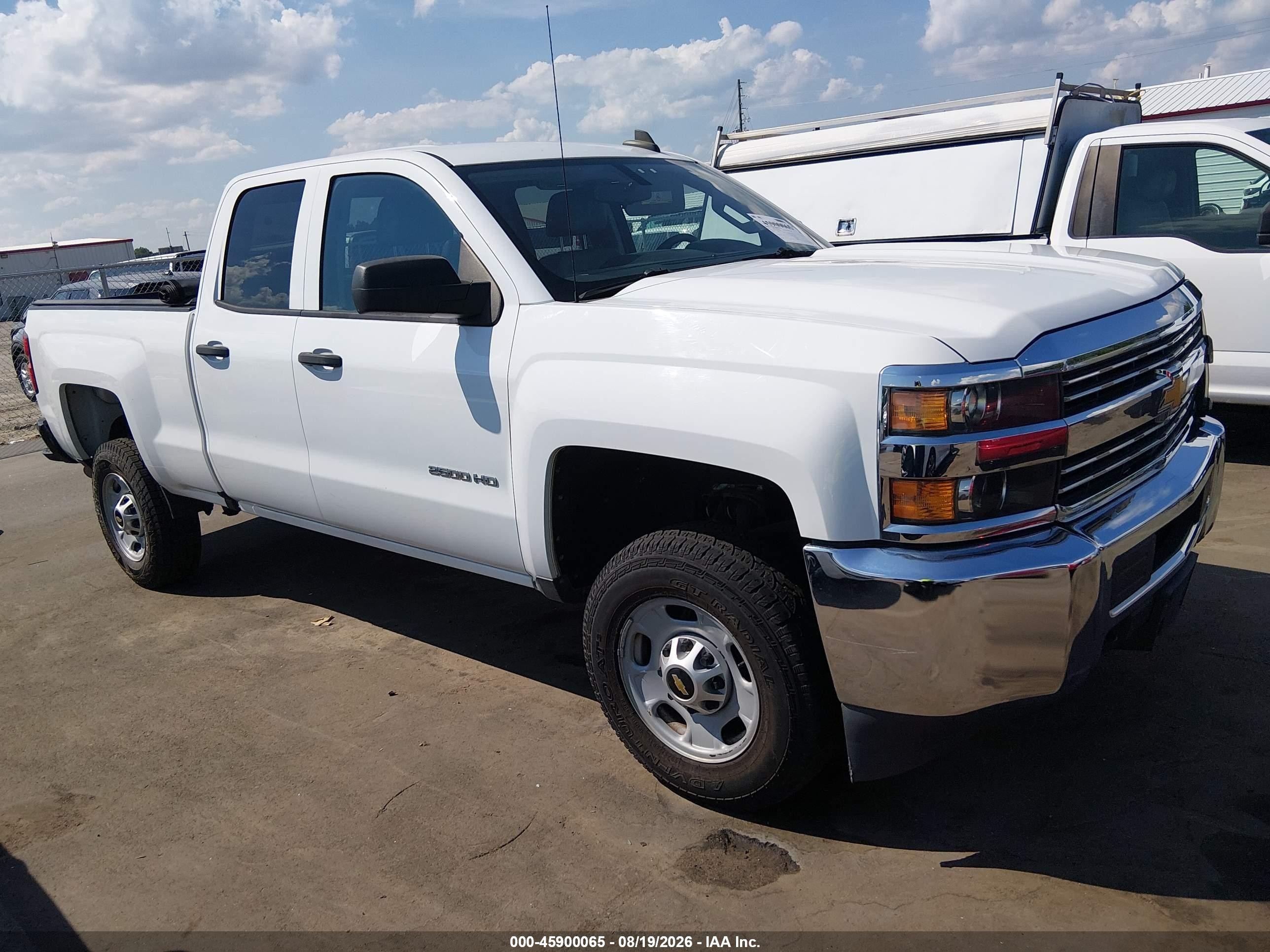 2017 Chevrolet Silverado 2500 VIN 1GC2CUEG6HZ302719 — IAAI salvage auction photo