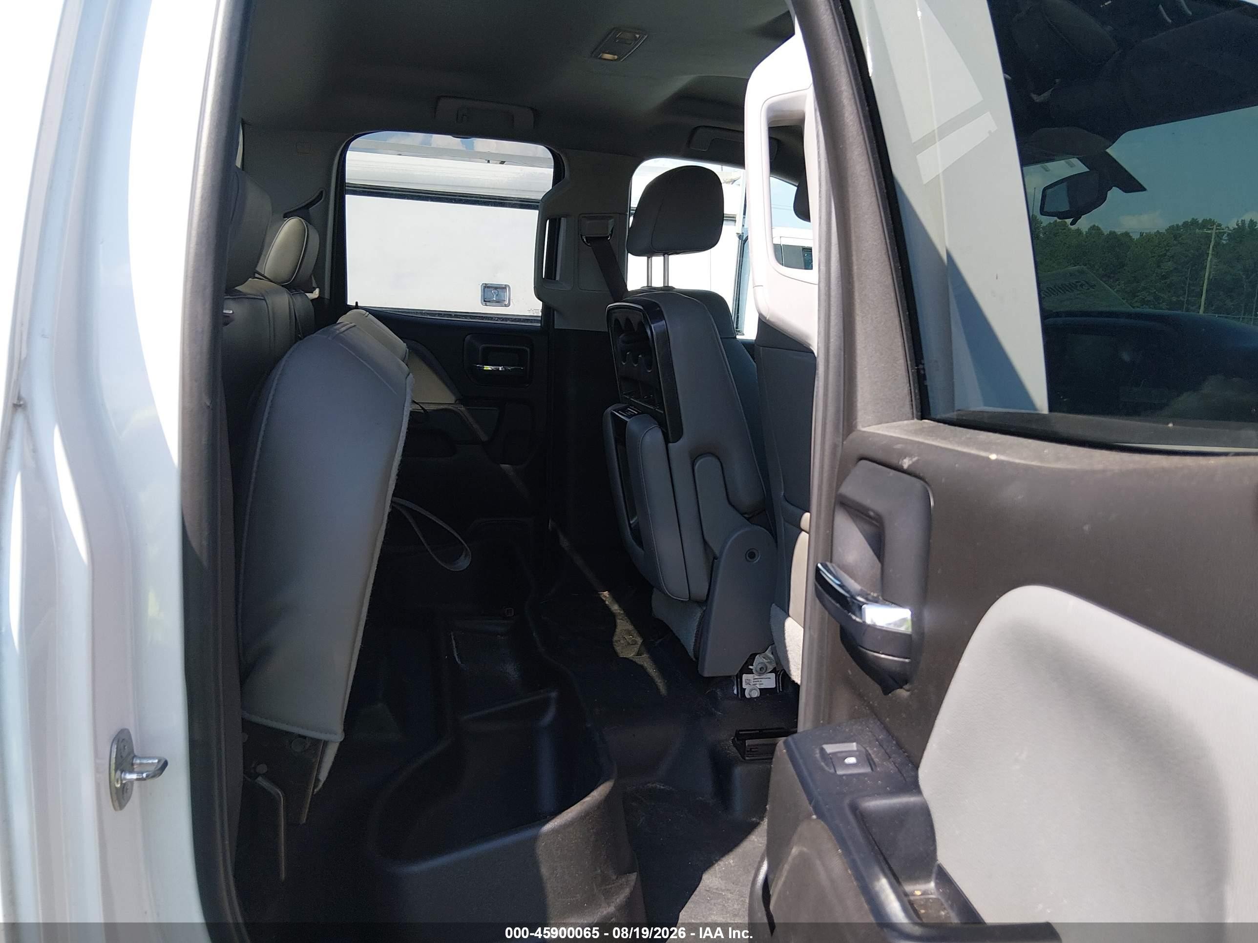 2017 Chevrolet Silverado VIN 1GC2CUEG6HZ302719 IAAI salvage auction — Unknown, Salvage (North Carolina), sold $7,900 on 2026-09-04 (photo 8)