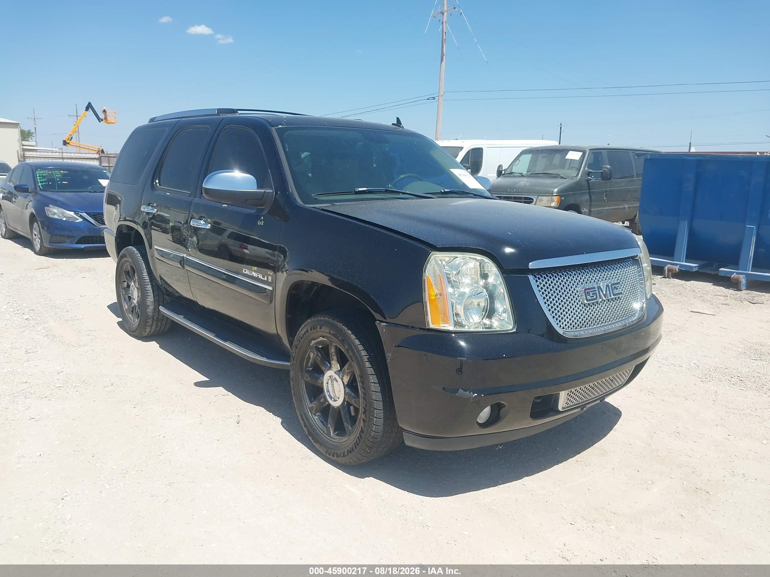2007 Gmc Yukon VIN 1GKFK63817J400229 IAAI salvage auction — Side, Original (Texas), sold $2,050 on 2026-10-06 (photo 1)