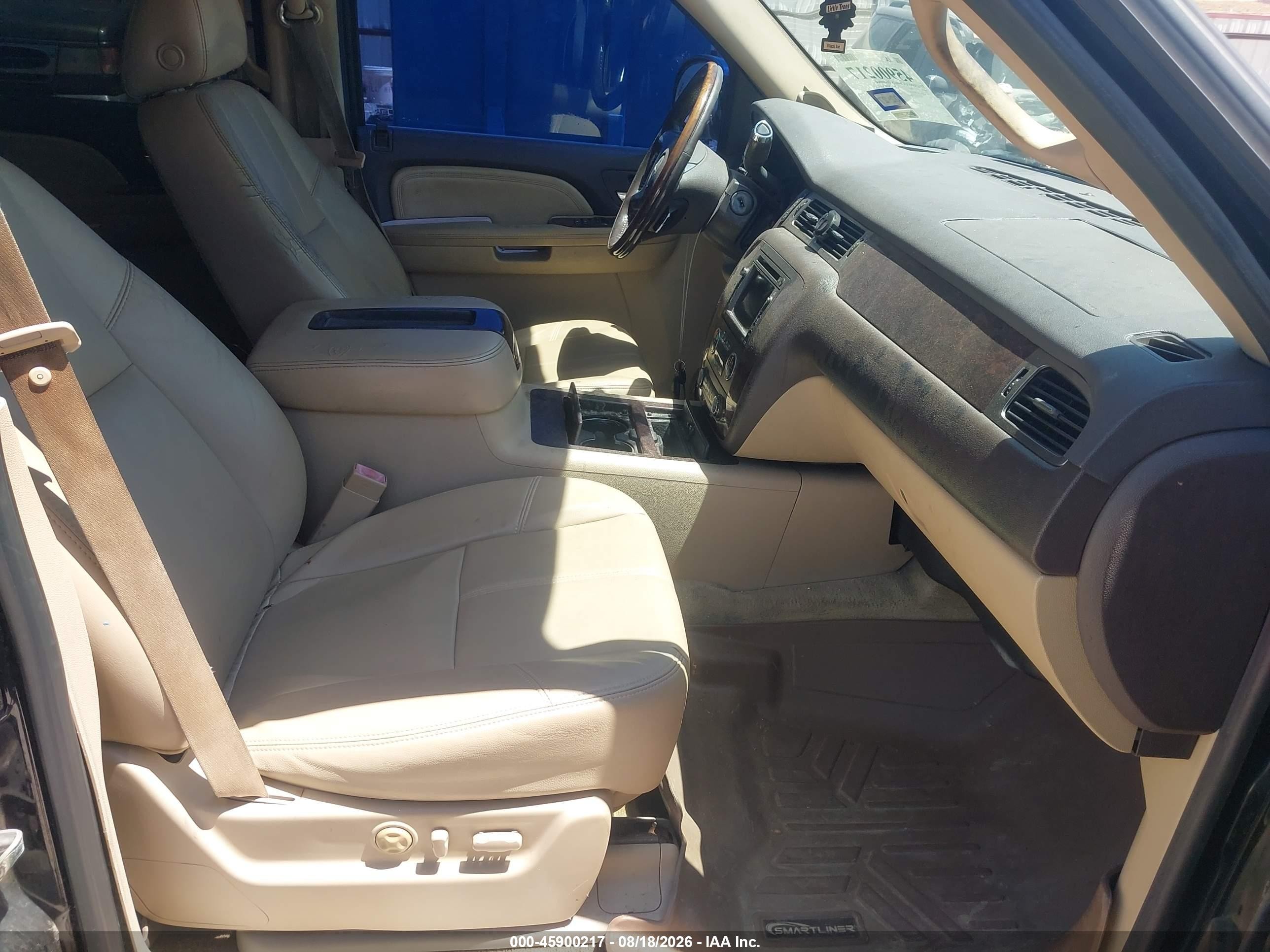 2007 Gmc Yukon VIN 1GKFK63817J400229 IAAI salvage auction — Side, Original (Texas), sold $2,050 on 2026-10-06 (photo 5)