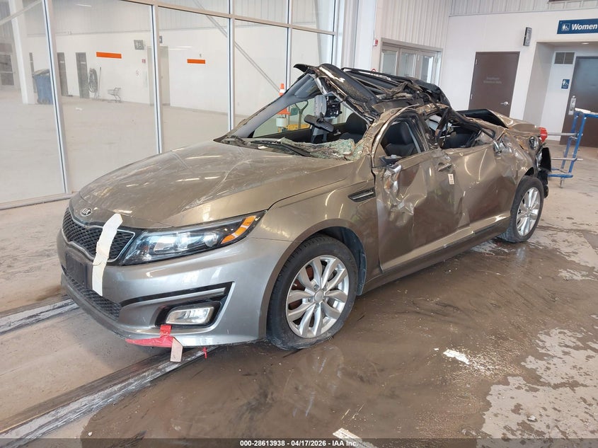 2015 Kia Optima VIN 5XXGN4A77FG504023 IAAI salvage auction — ROLLOVER, Salvage (Missouri), sold $325 on 2026-07-28 (photo 2)