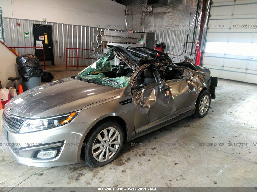2015 Kia Optima VIN 5XXGN4A77FG504023 IAAI salvage auction — ROLLOVER, Salvage (Missouri), sold $325 on 2026-07-28 (photo 6)