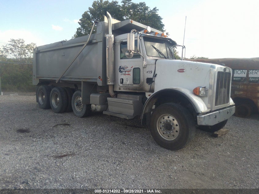 2018 VIN 1NPSXPEX3JD460839 IAAI salvage auction — Burn Engine, Salvage (Pennsylvania), sold $9,100 on 2026-07-15 (photo 1)