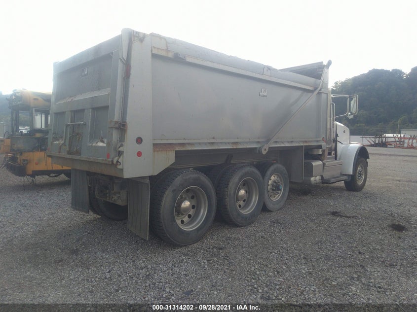2018 VIN 1NPSXPEX3JD460839 IAAI salvage auction — Burn Engine, Salvage (Pennsylvania), sold $9,100 on 2026-07-15 (photo 4)