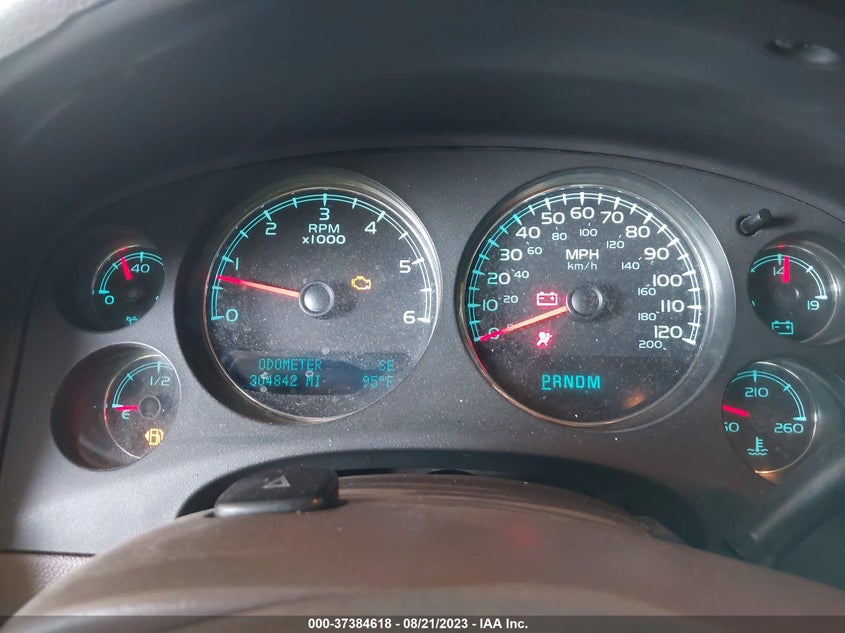 2009 Chevrolet Suburban 1500 VIN 1GNFC26019R287742 IAAI salvage auction — ENGINE DAMAGE, Salvage (Idaho), sold $275 on 2026-08-21 (photo 7)