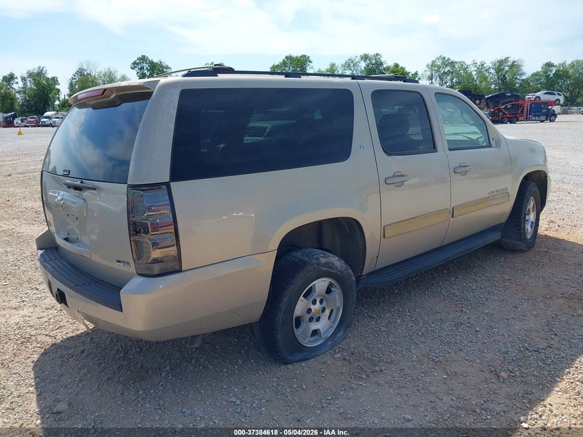 2009 Chevrolet Suburban 1500 VIN 1GNFC26019R287742 IAAI salvage auction — ENGINE DAMAGE, Salvage (Idaho), sold $275 on 2026-08-21 (photo 4)