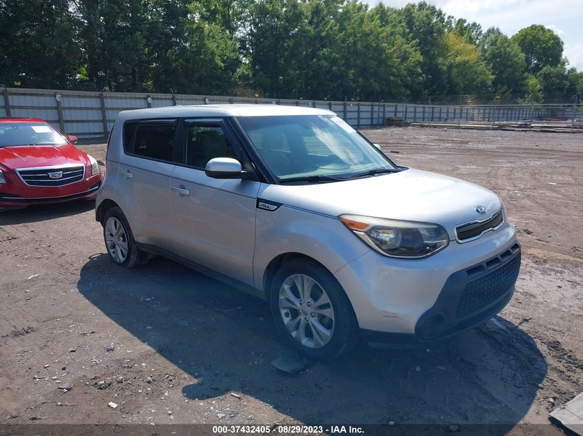 2015 Kia Soul VIN KNDJP3A5XF7779161 IAAI salvage auction — REAR END, Salvage Title, sold $300 on 2026-07-15 (photo 1)