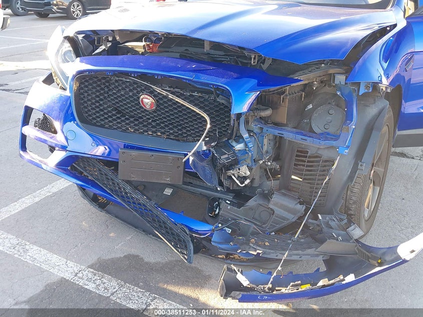 2020 Jaguar F-Pace VIN SADCJ2FX8LA633102 COPART salvage auction — Front End, Salvage, sold $5,200 on 2025-08-28 (photo 6)