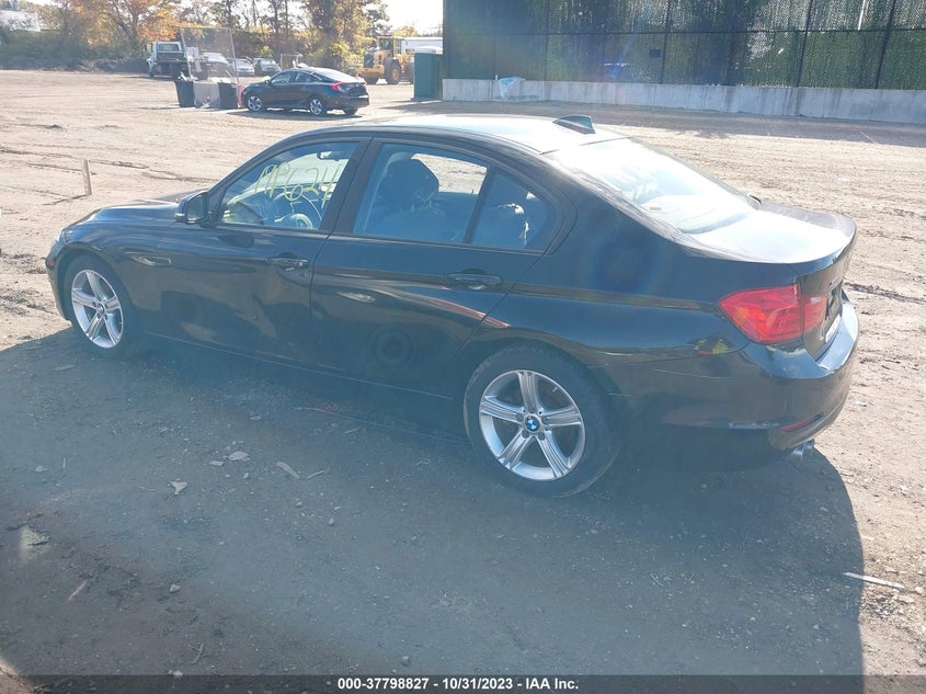 2015 BMW 3 series VIN WBA3B5G55FNS20149 IAAI salvage auction — FRONT & REAR, Salvage Title, sold $825 on 2026-07-14 (photo 3)