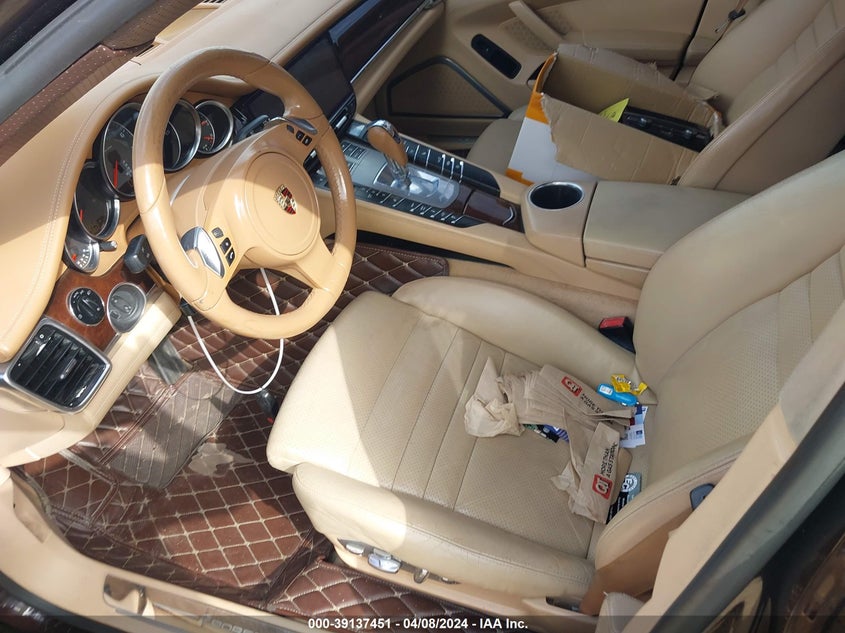 2010 Porsche Panamera VIN WP0AB2A75AL062550 IAAI salvage auction — Repossession, Other, sold $5,650 on 2024-04-25 (photo 9)