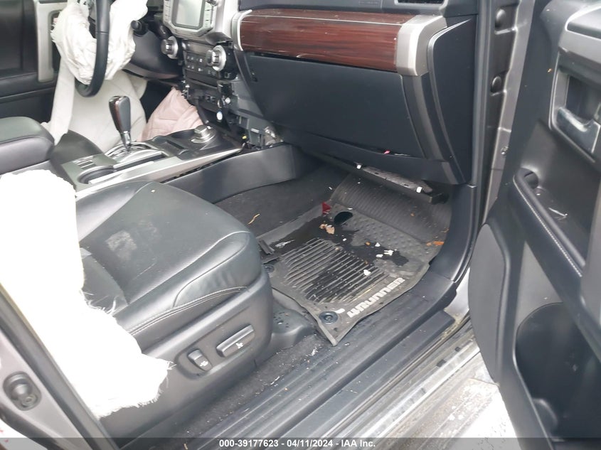 2019 Toyota 4runner VIN JTEBU5JR4K5717445 IAAI salvage auction — FRONT END, Salvage (Tennessee), sold $3,650 on 2026-07-29 (photo 5)