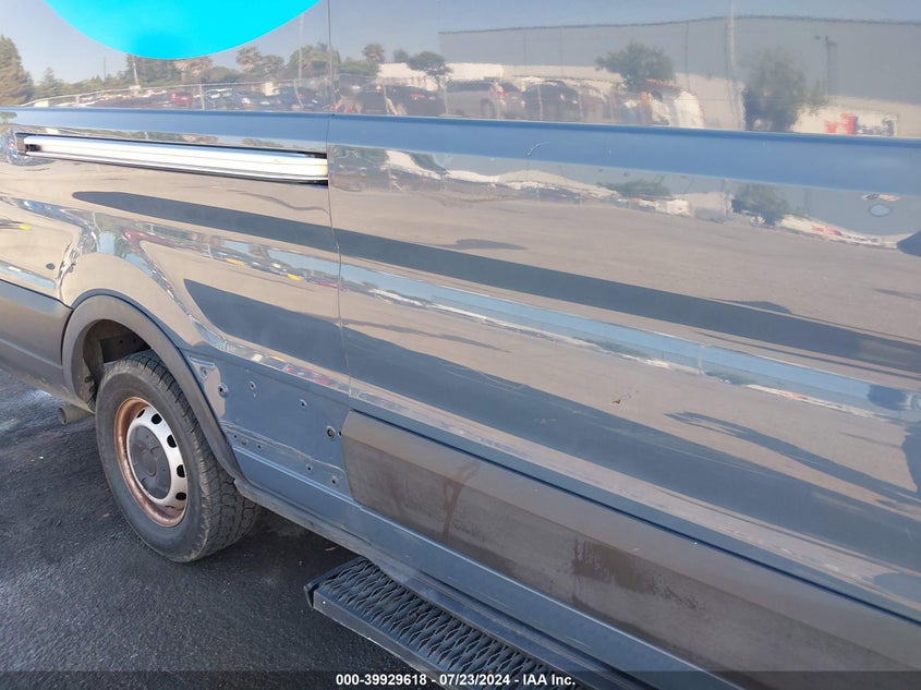 2020 Ford Transit-250 cargo van VIN 1FTBR3X82LKA27995 IAAI salvage auction — LEFT & RIGHT, Salvage Title, sold $10,250 on 2026-07-06 (photo 6)