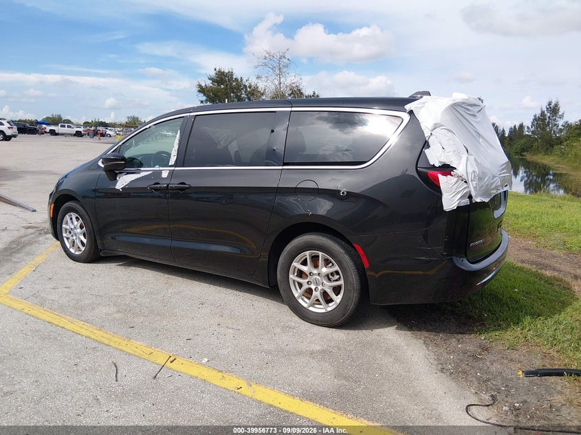 2023 Chrysler Pacifica VIN 2C4RC1BG3PR620985 IAAI salvage auction — STRIPPED, Salvage Title, sold $7,775 on 2026-10-01 (photo 3)