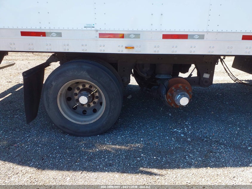 2023 Utility trailer mfg Unknown VIN 1UYVS2535P7926704 IAAI salvage auction — FRONT END, Salvage Title, sold $125 on 2026-07-09 (photo 7)