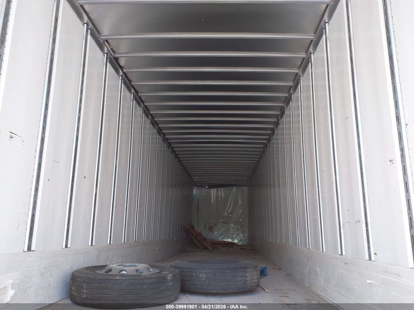 2023 Utility trailer mfg Unknown VIN 1UYVS2535P7926704 IAAI salvage auction — FRONT END, Salvage Title, sold $125 on 2026-07-09 (photo 8)