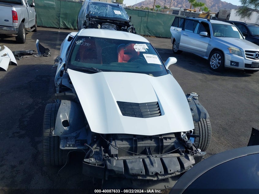 2019 Chevrolet Corvette Stingray VIN 1G1YB2D75K5100805 COPART salvage auction — Front & Rear, Salvage (Nevada), sold $18,400 on 2024-11-11 (photo 6)