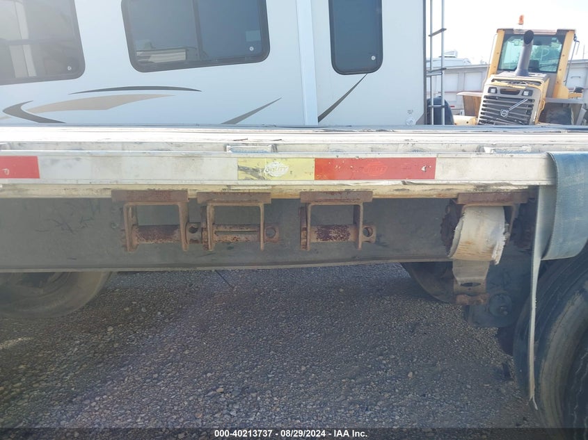 2014 Utility trailer mfg Unknown VIN 1UYFS2487EA889138 IAAI salvage auction — UNKNOWN, Clear (Oklahoma), sold $3,650 on 2026-07-28 (photo 8)