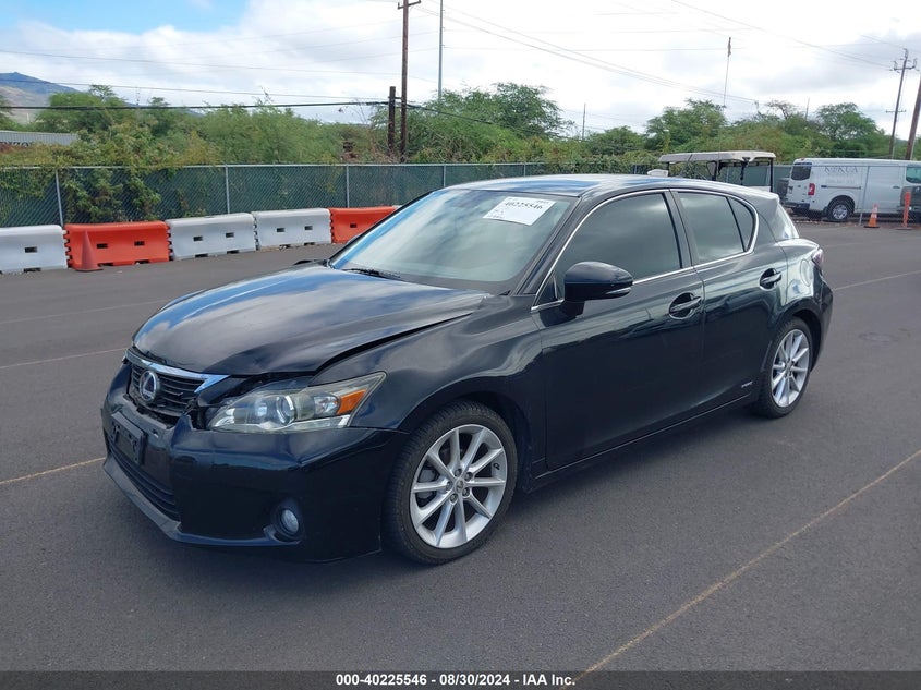 2013 Lexus Ct 200h VIN JTHKD5BH2D2126978 IAAI salvage auction — FRONT END, Salvage Title, sold $825 on 2026-07-21 (photo 2)