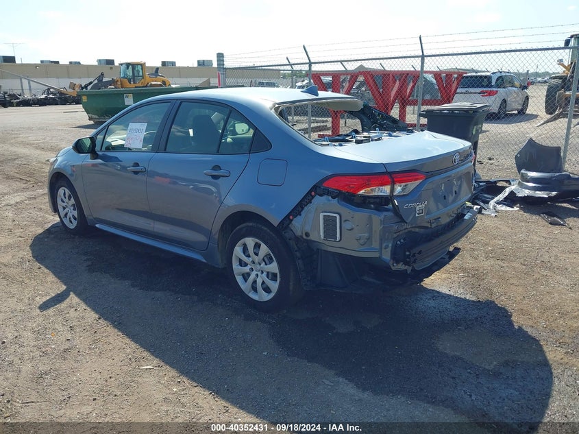 2024 Toyota Corolla VIN JTDBCMFE8R3039439 IAAI salvage auction — RIGHT SIDE, Salvage (Pennsylvania), sold $5,400 on 2026-07-17 (photo 3)