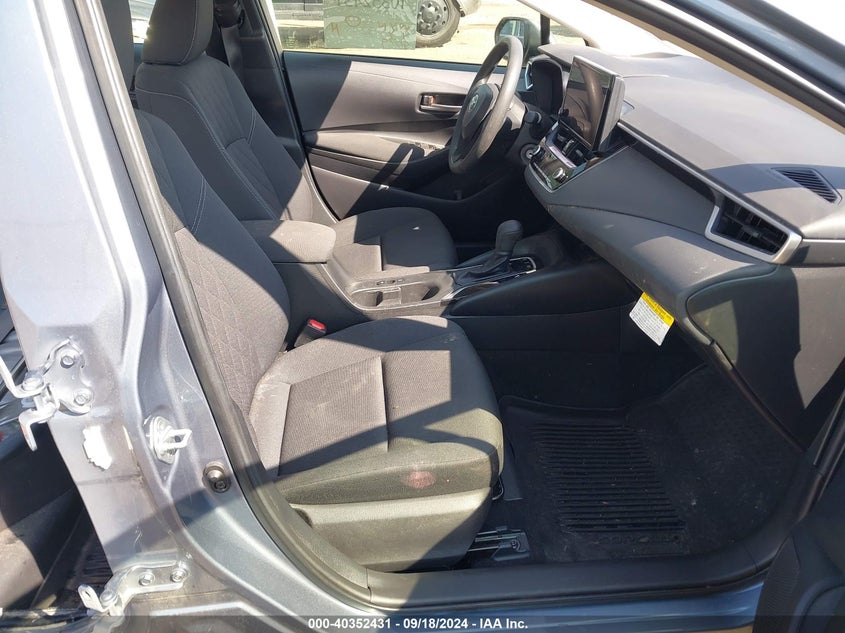 2024 Toyota Corolla VIN JTDBCMFE8R3039439 IAAI salvage auction — RIGHT SIDE, Salvage (Pennsylvania), sold $5,400 on 2026-07-17 (photo 5)