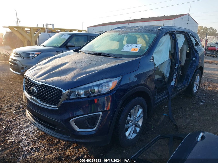 2017 Kia Sorento VIN 5XYPGDA55HG322490 IAAI salvage auction — ROLLOVER, Clear (Indiana), sold $575 on 2026-07-10 (photo 2)