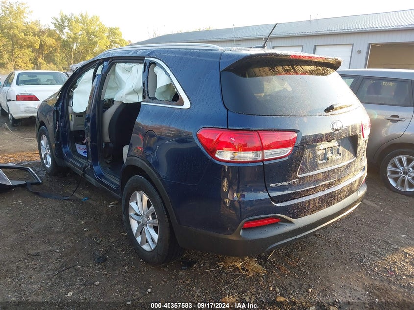 2017 Kia Sorento VIN 5XYPGDA55HG322490 IAAI salvage auction — ROLLOVER, Clear (Indiana), sold $575 on 2026-07-10 (photo 3)