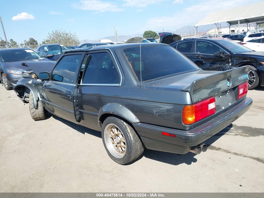 1989 BMW 3 series VIN WBAAA2305K4258516 IAAI salvage auction — FRONT END, Salvage (California), sold $400 on 2026-08-05 (photo 3)