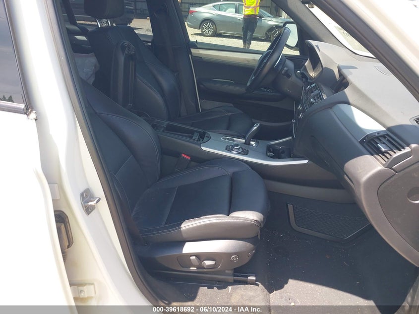 2014 BMW X3 VIN 5UXWX9C57E0D09880 IAAI salvage auction — LEFT FRONT, Salvage (Mississippi), sold $2,250 on 2026-07-25 (photo 5)
