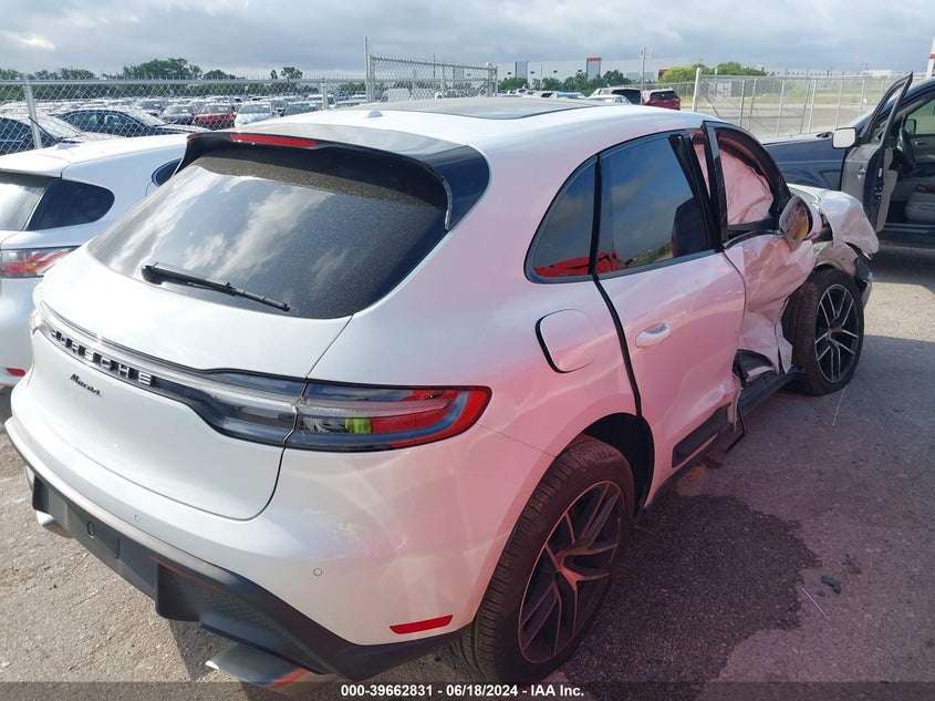 2023 Porsche Macan VIN WP1AA2A50PLB00727 COPART salvage auction — Left & Right Side, Other (Texas), sold $12,075 on 2024-09-03 (photo 4)