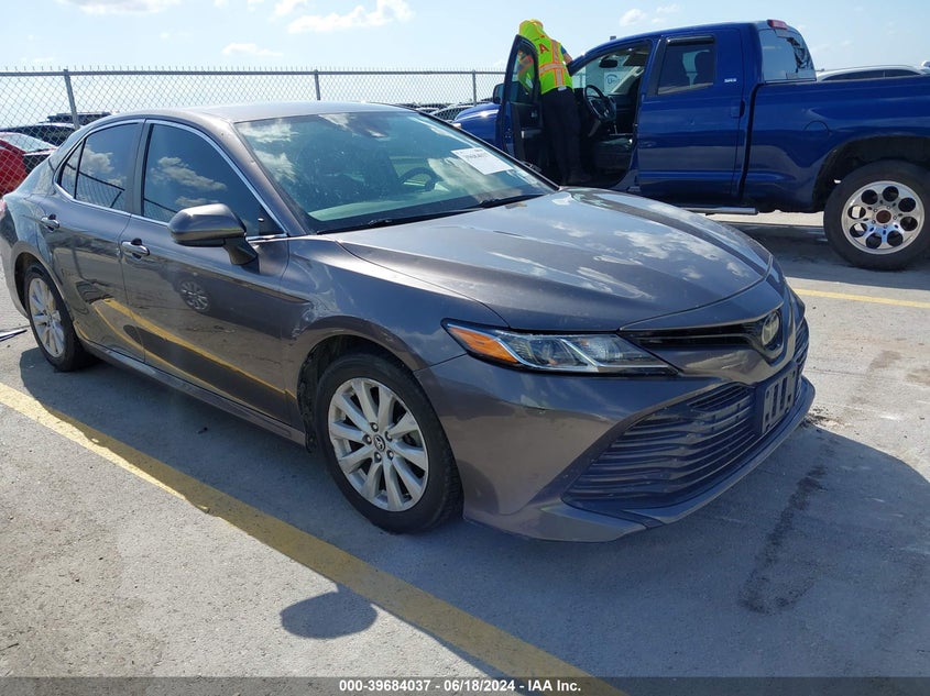 2020 TOYOTA CAMRY VIN 4T1C11AK0LU342315 COPART salvage auction — Hail, Original (Texas), sold $9,525 on 2024-09-12 (photo 1)