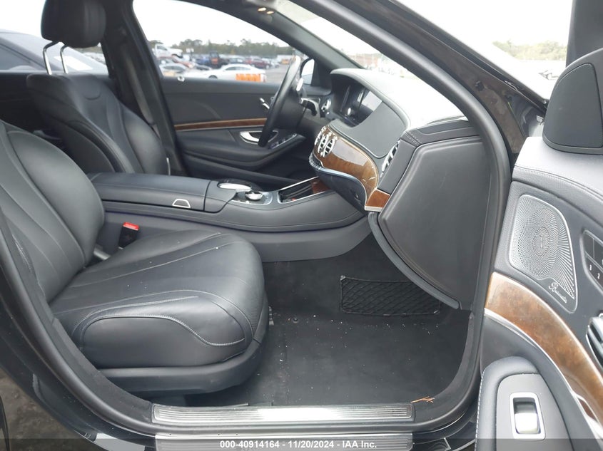 2017 Mercedes-benz S-klasse VIN WDDUG8FB8HA313443 COPART salvage auction — Right Side, Clear (Florida), sold $17,000 on 2025-01-09 (photo 5)