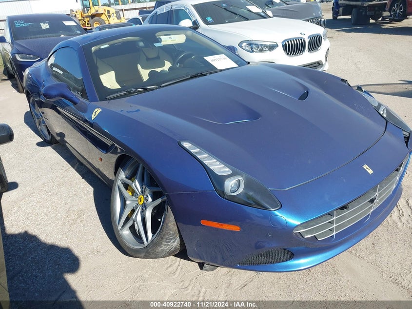 2017 FERRARI CALIFORNIA T VIN ZFF77XJA3H0220336 — COPART salvage auction photo