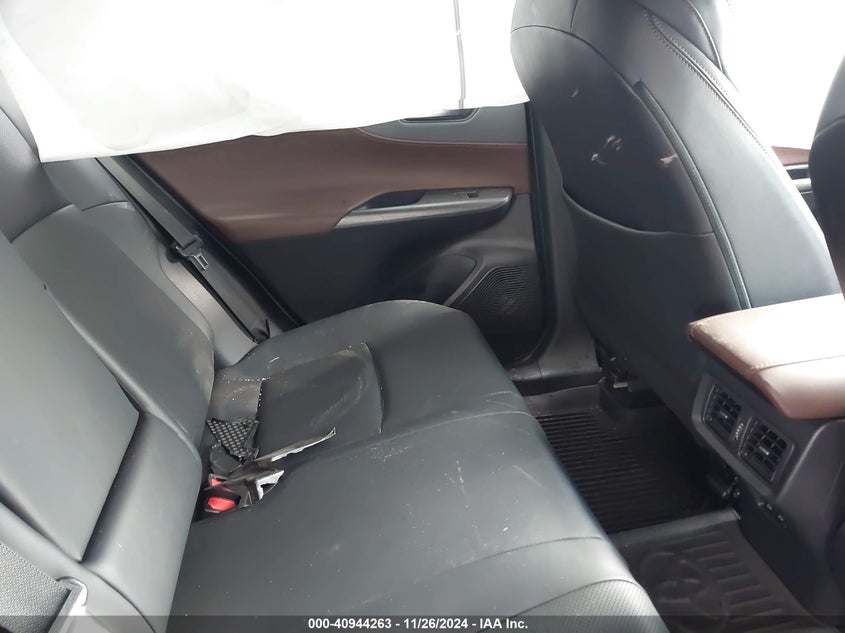 2021 Toyota Venza VIN JTEAAAAH2MJ021830 IAAI salvage auction — FRONT END, Salvage Title, sold $5,475 on 2026-07-14 (photo 8)