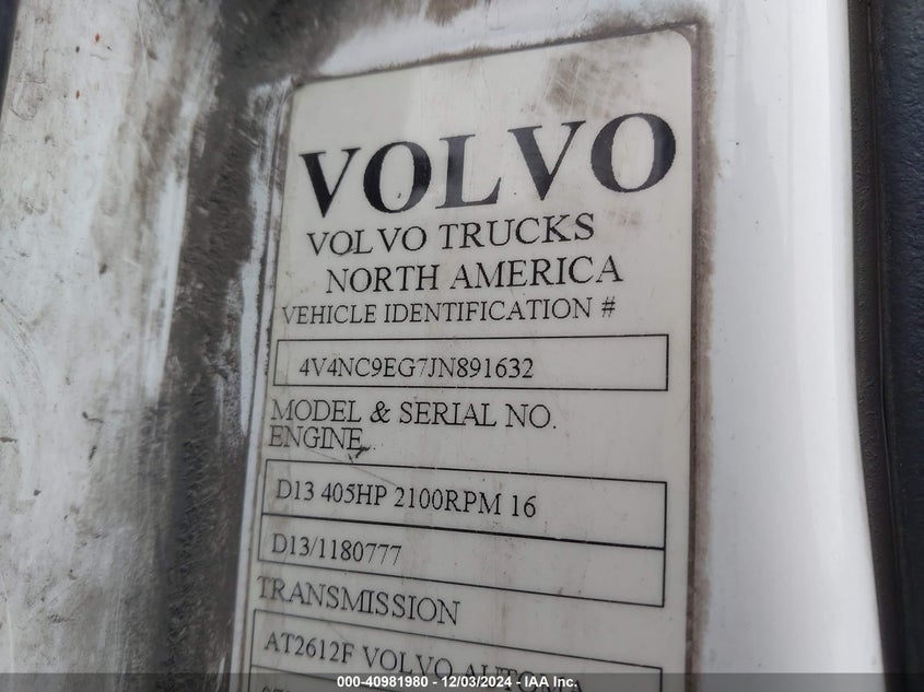 2018 Volvo Vnl VIN 4V4NC9EG7JN891632 IAAI salvage auction — LEFT SIDE, Salvage (Texas), sold $3,000 on 2026-08-19 (photo 8)