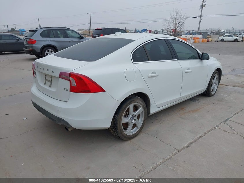 2012 Volvo S60 VIN YV1622FS4C2128219 IAAI salvage auction — HAIL, Salvage Title, sold $300 on 2026-07-09 (photo 4)