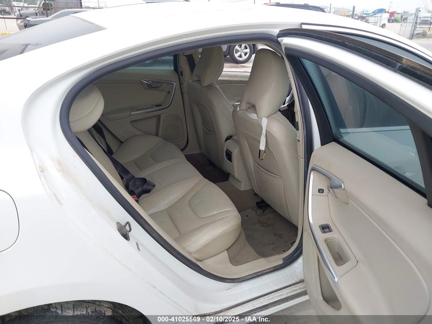 2012 Volvo S60 VIN YV1622FS4C2128219 IAAI salvage auction — HAIL, Salvage Title, sold $300 on 2026-07-09 (photo 8)
