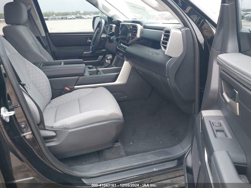 2023 Toyota Tundra VIN 5TFLA5DB2PX102968 COPART salvage auction — Left Side, Clear (Texas), sold $19,300 on 2025-03-17 (photo 5)